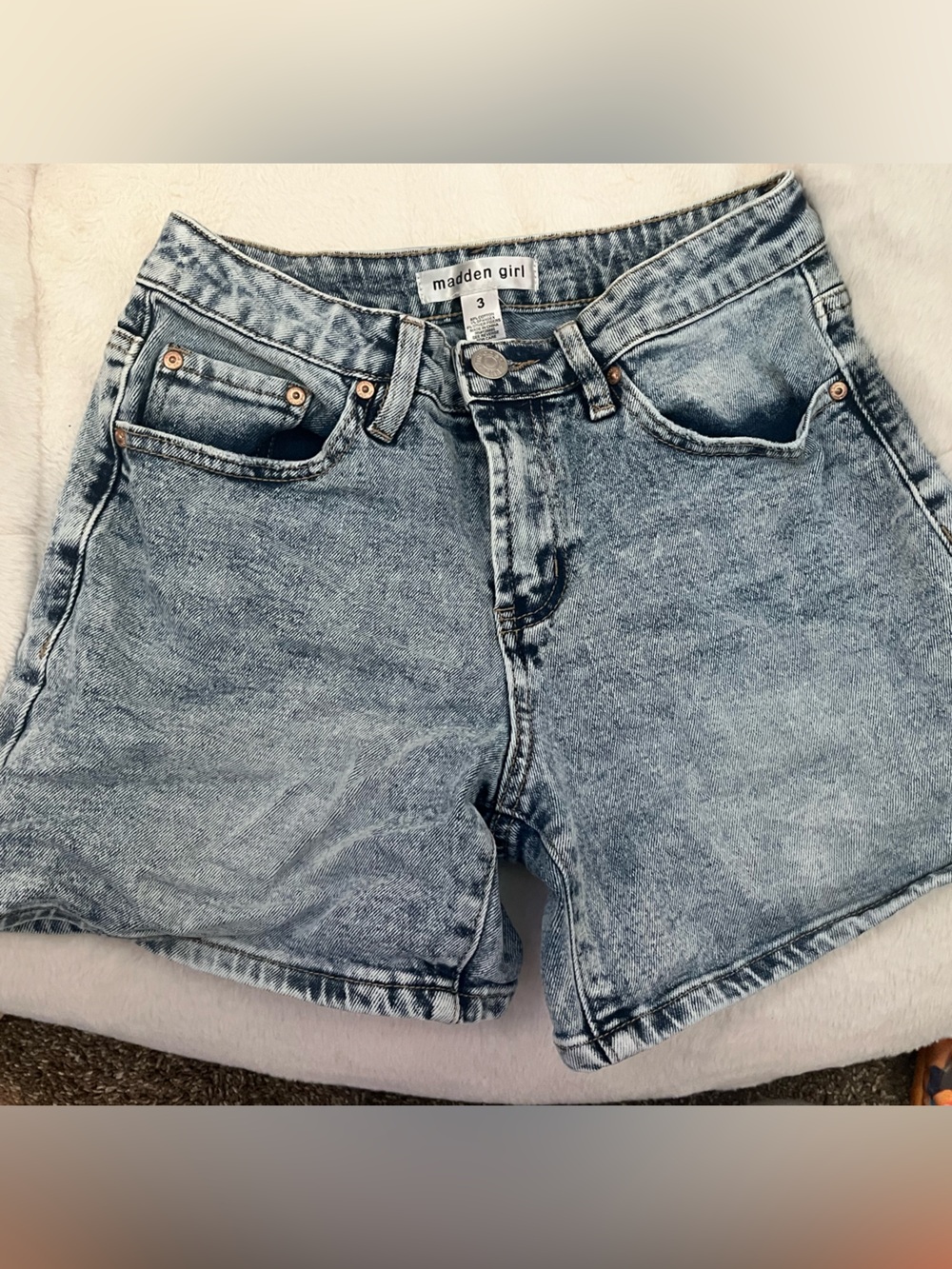 Madden Girl Acid Wash Jean Shorts , Light Blue